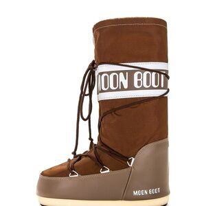 Moon Boot Women's Tan and Brown Winter Boots (new with tag and box)